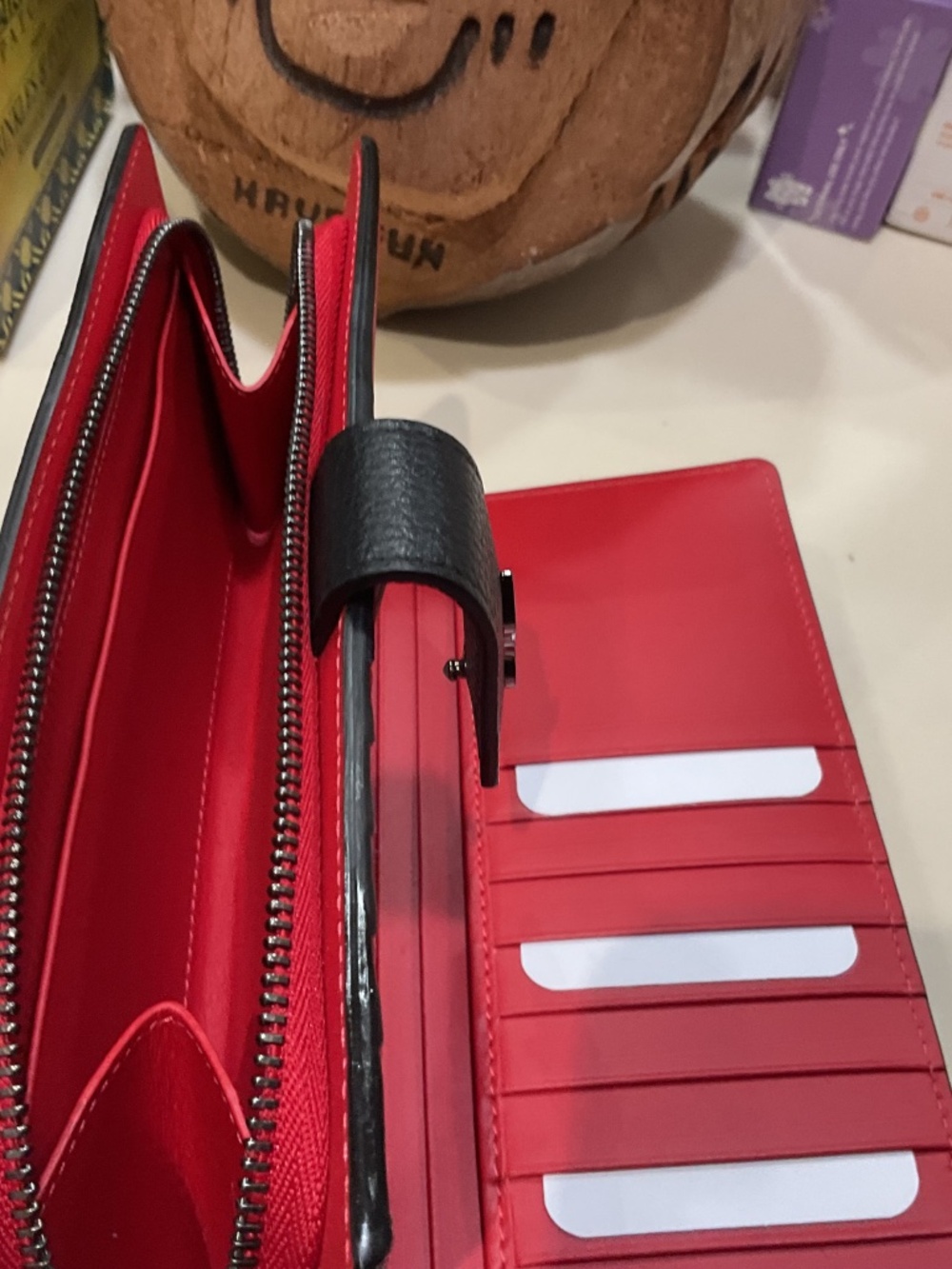 CHRISTIAN LOUBOUNTIN PALOMA BLACK /RED WALLET - Picture 2 of 10